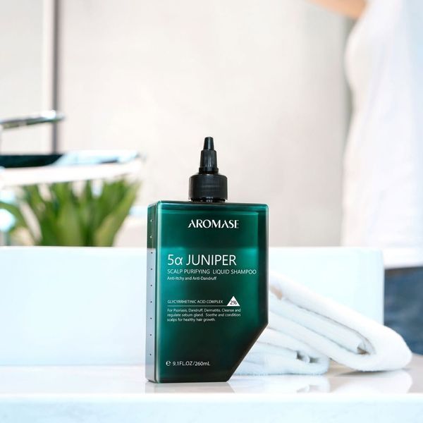 Рідкий пілінг-шампунь для шкіри голови AROMASE 5&alpha; Juniper Scalp Purifying Liquid Shampoo, 260 мл NC004712 фото