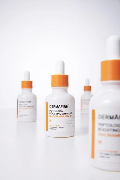 Сироватка бустер з ніацинамідом та вітаміном C DermAfirm Peptology Niacinamide Vita C+, 30 мл NC003876 фото
