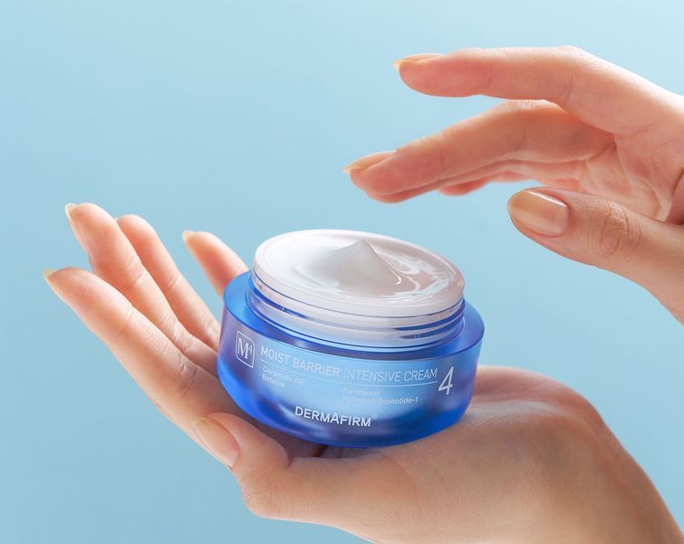 Заспокійливий крем для обличчя DermАfirm Moist Barrier Intensive Cream M4, 50 мл NC002696 фото