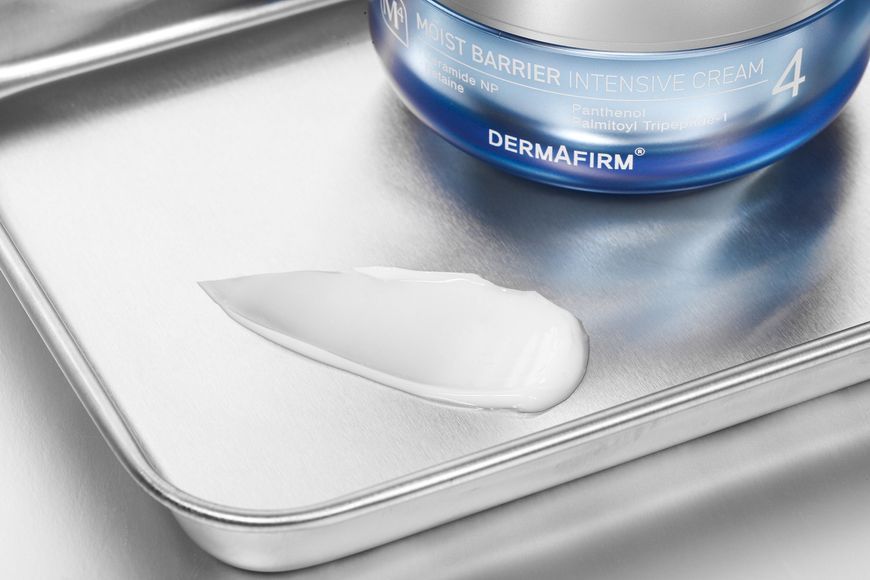 Заспокійливий крем для обличчя DermАfirm Moist Barrier Intensive Cream M4, 50 мл NC002696 фото
