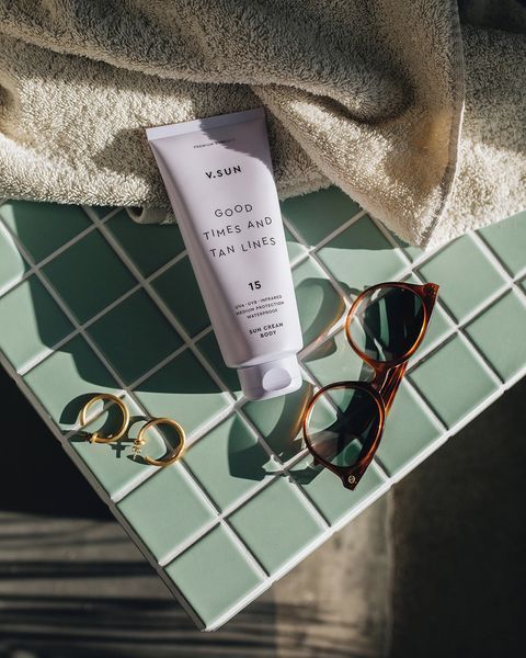 Сонцезахисний крем для тіла V.SUN SPF 15, 200 мл NC000162 фото