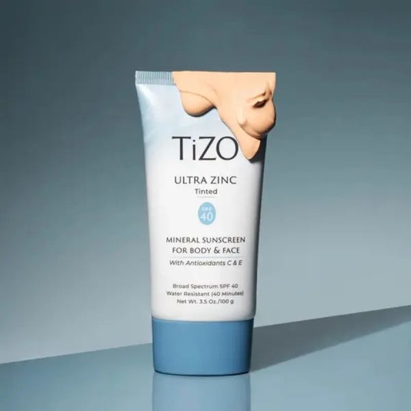 Крем мінеральний сонцезахисний для обличчя та тіла з відтінком TiZO Ultra Zinc Body & Face Tinted SPF 40, 100 г NC003483 фото