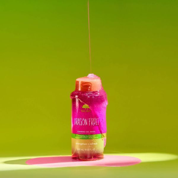 Гель для душу Tree Hut Dragonfruit Foaming Gel Wash 532ml NC004360 фото Гель для душу Tree Hut Dragonfruit Foaming Gel Wash 532ml NC004360 фото