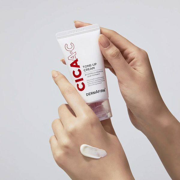 Матуючий протизапальний крем DermAfirm Cicaa.C Tone-up Cream, 50 мл NC003258 фото