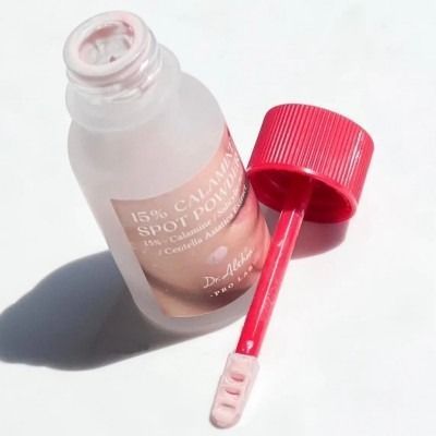 Точковий засіб проти запалень з каламіном Dr. Althea 15% Calamine Spot Powder, 15ml NC003773 фото