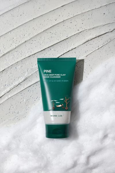 Глиняна маска-пінка для вмивання з екстрактом голок сосни ROUND LAB Pine Cica Deep Pore Clay Mask Cleanser, 150 мл NC004369 фото