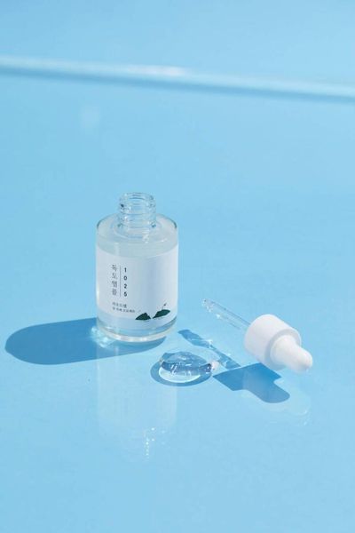 Зволожуюча сироватка для чутливої шкіри ROUND LAB 1025 Dokdo Ampoule 45 g NC000455 фото