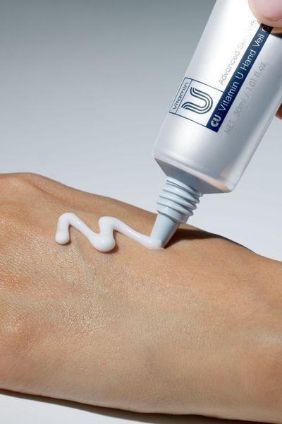 Крем-вуаль для рук з пептидами та волюфіліном CU SKIN Vitamin U Hand Veil Cream, 30 мл NC004257 фото