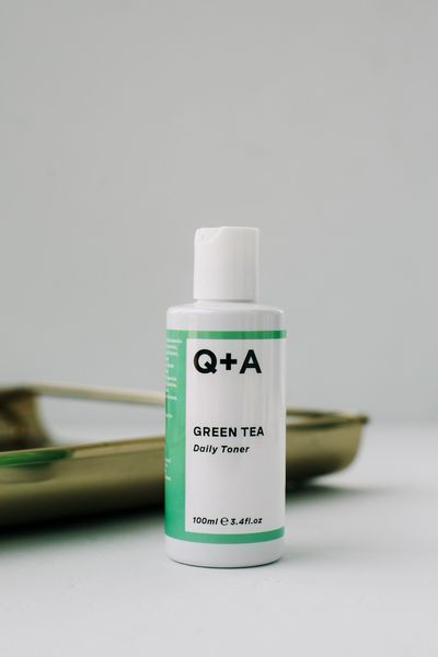 Тонер заспокійливий для обличчя з зеленим чаєм Q+A Green Tea Daily Toner, 100ml NC000183 фото