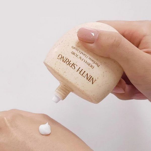 Парфумований крем для рук Derma Factory Perfume Hand Cream Ninth Spring, 50 г NC004169 фото