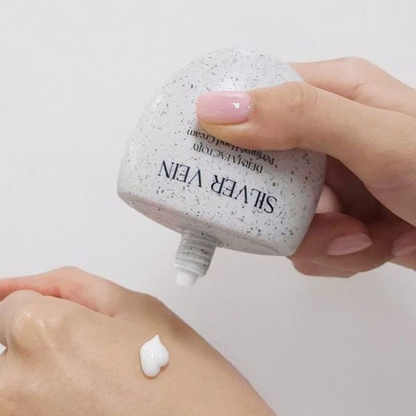 Парфумований крем для рук Derma Factory Perfume Hand Cream Silver Vein, 50 г NC004170 фото